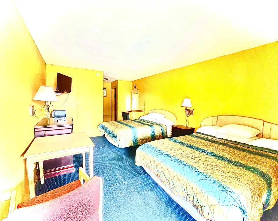 أرانسس باس Tropic Motel المظهر الخارجي الصورة