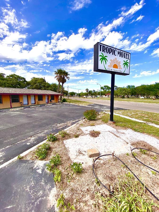 أرانسس باس Tropic Motel المظهر الخارجي الصورة
